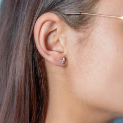 Boucles d'oreilles or 375 jaune zirconias blancs