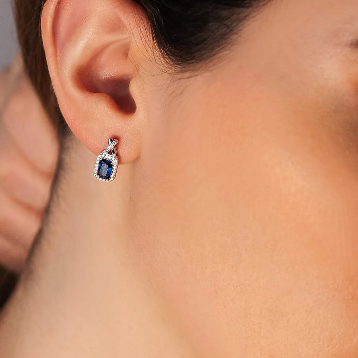 Boucles d'oreilles pierres imitation bleues zirconias