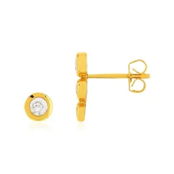 Boucles d'oreilles plaqué or jaune zirconias, 1 clou et 1 contour.