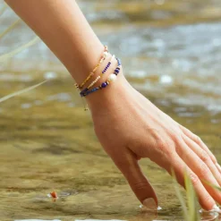 Bracelet acier jaune pierres naturelles et perle de culture de Chine 19cm