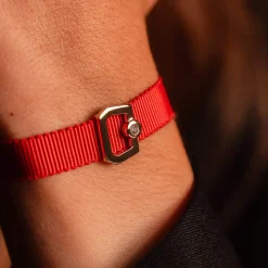Bracelet boucle or 750 jaune diamant ruban rouge 21cm