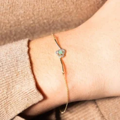 Bracelet or 375 2tons coeur émeraude et diamants 18cm