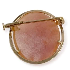 Broche d'occasion or 750 jaune camée coquille