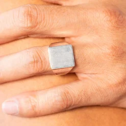Chevalière argent 925 facetté et or 750 jaune 2 initiales