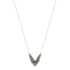 Collier acier dore pierres imitation noires 48 cm