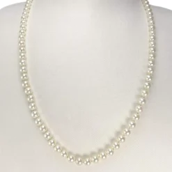 Collier choker d'occasion or 750 jaune perles de culture du japon 51cm