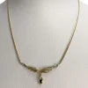 Collier d'occasion en or jaune 750, maille anglaise, diamants et saphir