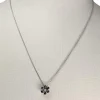Collier d'occasion or 750 blanc maille forcat diamant saphir
