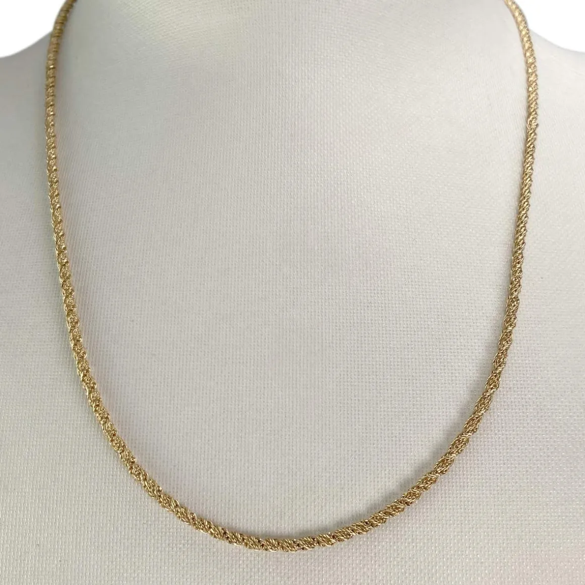 Collier d'occasion or 750 jaune maille torsadée