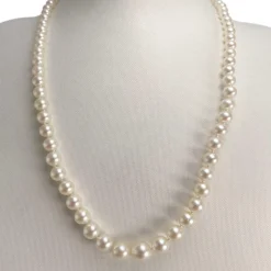 Collier d'occasion or 750 jaune perles de culture