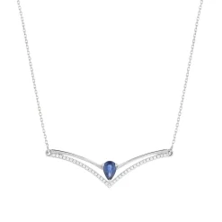 Collier or blanc 750, saphir, diamants. Longueur 45 cm.