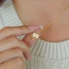 Collier plaqué or coeurs entrelacés zirconias 45 cm