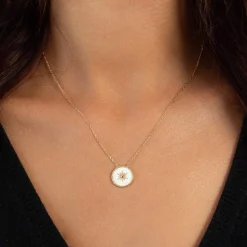 Collier plaqué or laque blanche 45 cm