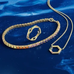 Collier plaqué or pierres synthétiques multicolores 45cm