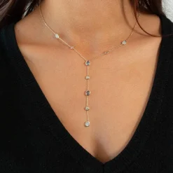 Collier plaqué or pierres synthétiques bleues et zirconias 45cm