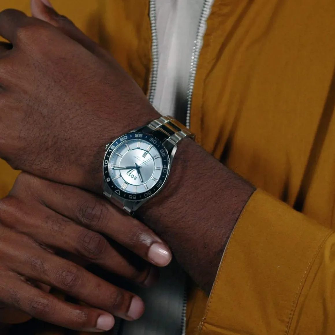 Montre BOSS runner homme bracelet acier