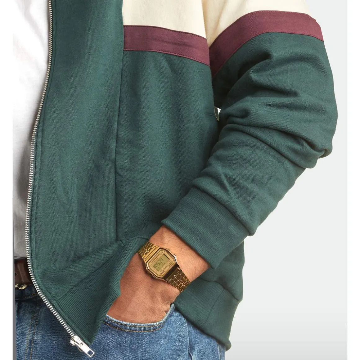 Montre Casio mixte résine doré bracelet acier doré