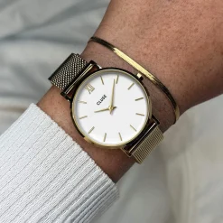 Montre CLUSE BLACK FRIDAY Femme cadran blanc bracelet acier inoxydable doré