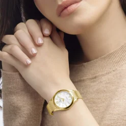Montre FESTINA FESTINA swiss made femme bracelet acier inoxydable doré