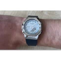 Montre G-SHOCK femme bracelet resine noir mat