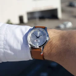Montre homme acier bracelet cuir marron