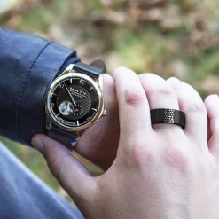 Montre homme coeur ouvert automatique acier doré bracelet cuir noir