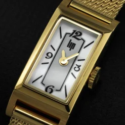 Montre Lip femme acier doré