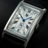 Montre LIP homme analogique, bracelet cuir noir