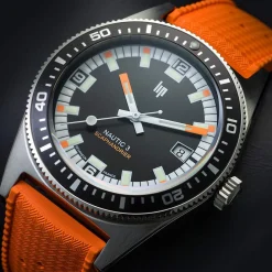 Montre LIP homme automatique, bracelet caoutchouc orange