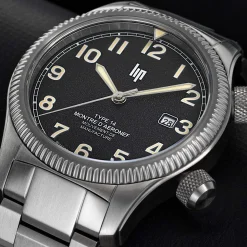 Montre LIP MANUFACTURE type 14 homme automatique, bracelet acier inoxydable argent