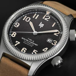 Montre LIP MANUFACTURE type 14 homme automatique, bracelet cuir beige