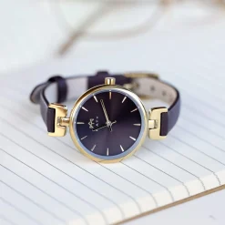 Montre MATY femme bracelet cuir noir