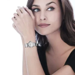 Montre Opéra femme bracelet matière synthétique