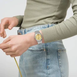 Montre SWATCH blossom time femme cadran jaune bracelet acier inoxydable
