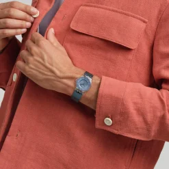 Montre SWATCH essentials homme bracelet acier inoxydable bleu
