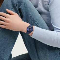Montre SWATCH essentials mixte cadran bleu bracelet silicone bleu
