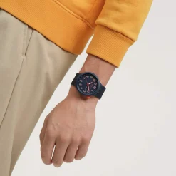 Montre SWATCH essentials mixte cadran bleu bracelet silicone bleu