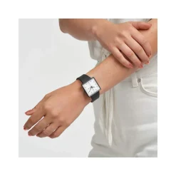 Montre SWATCH Square bioceramic What if black? homme bracelet matériau biosourcé noir
