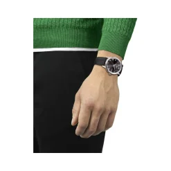 Montre TISSOT T-CLASSIC DREAM homme cadran noir bracelet cuir noir