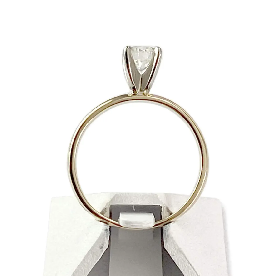 solitaire d'occasion 2 ors 585 diamant 0,60 carat